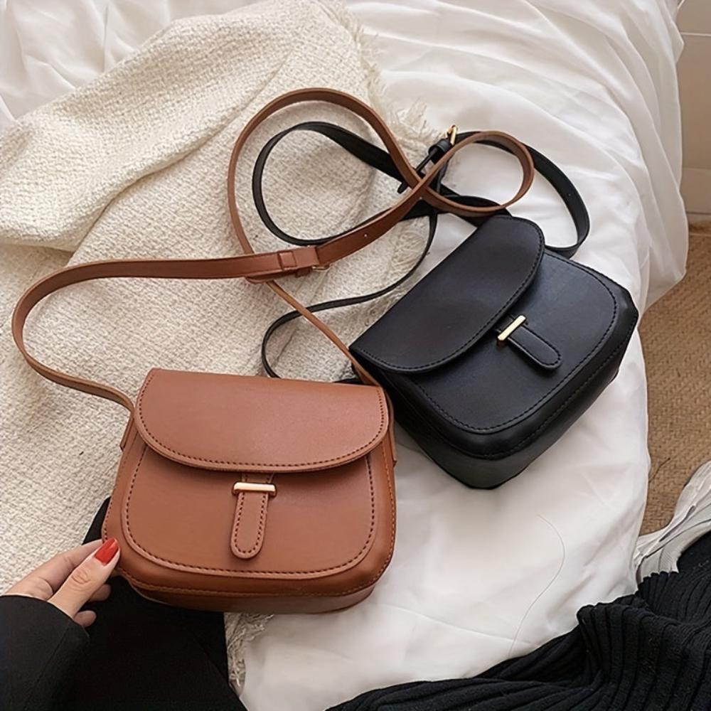 Women's Retro Saddle Crossbody Bag – Classic Mini Flap Purse for Everyday Style
