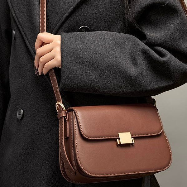 Women's Classic Shoulder Bag – Elegant Chic Everyday Purse