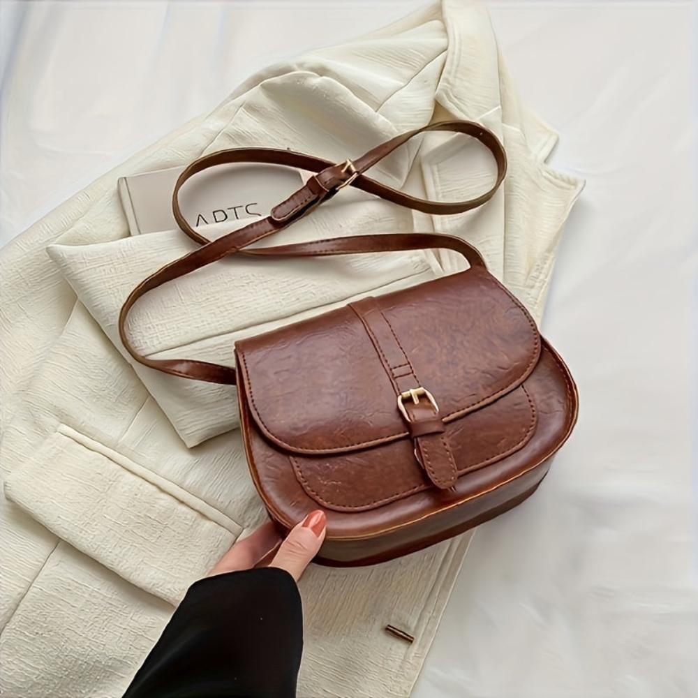 Women's Classic Saddle Crossbody Bag Elegant Everyday Purse