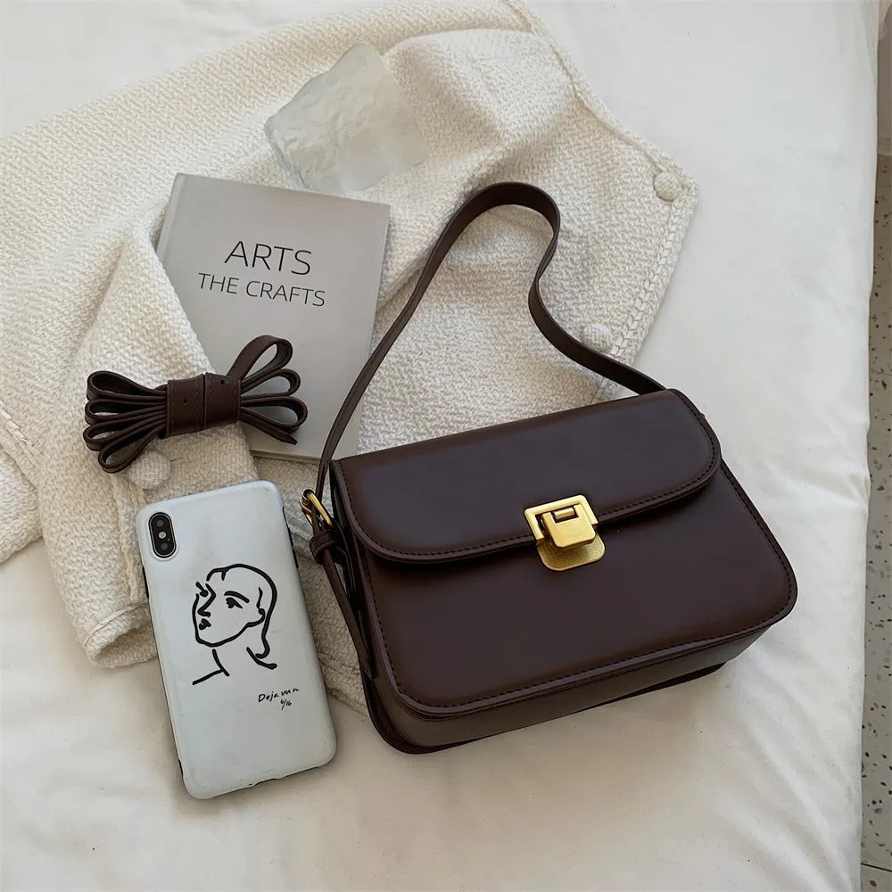 Women's Minimalist Shoulder Bag – Elegant Everyday Crossbody Purse