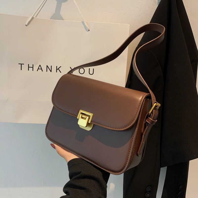 Women's Minimalist Shoulder Bag – Elegant Everyday Crossbody Purse